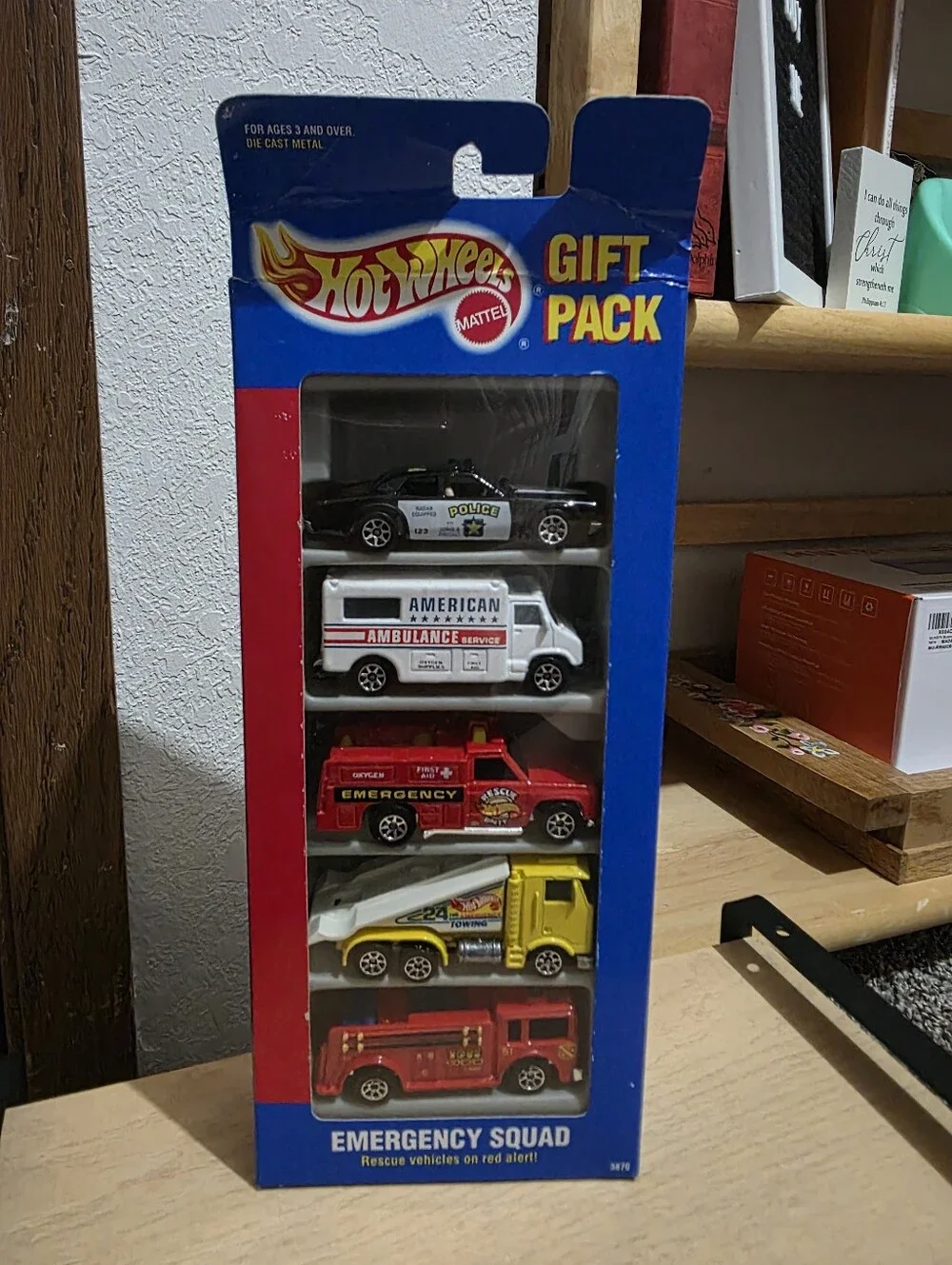 Hot Wheels Emergency Squad Gift Pack Mattel 1994